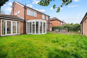 Photo 16- click for photo gallery